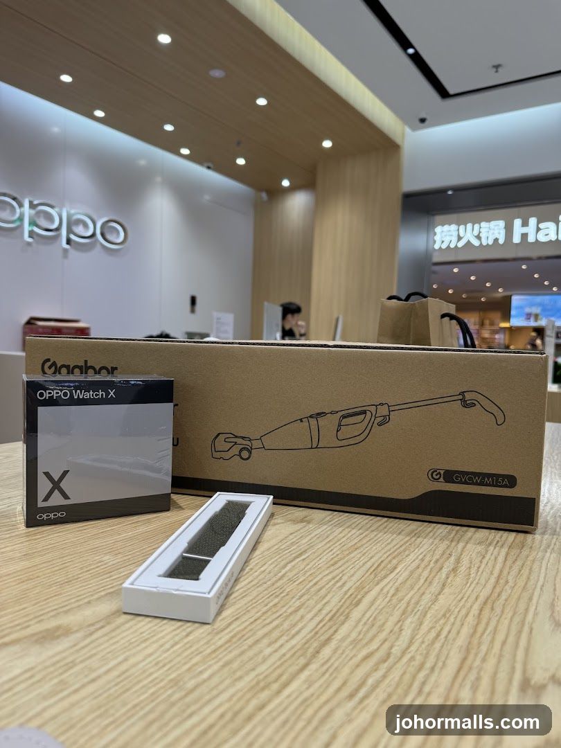 OPPO Watch X and Vacuum Cleaner Box