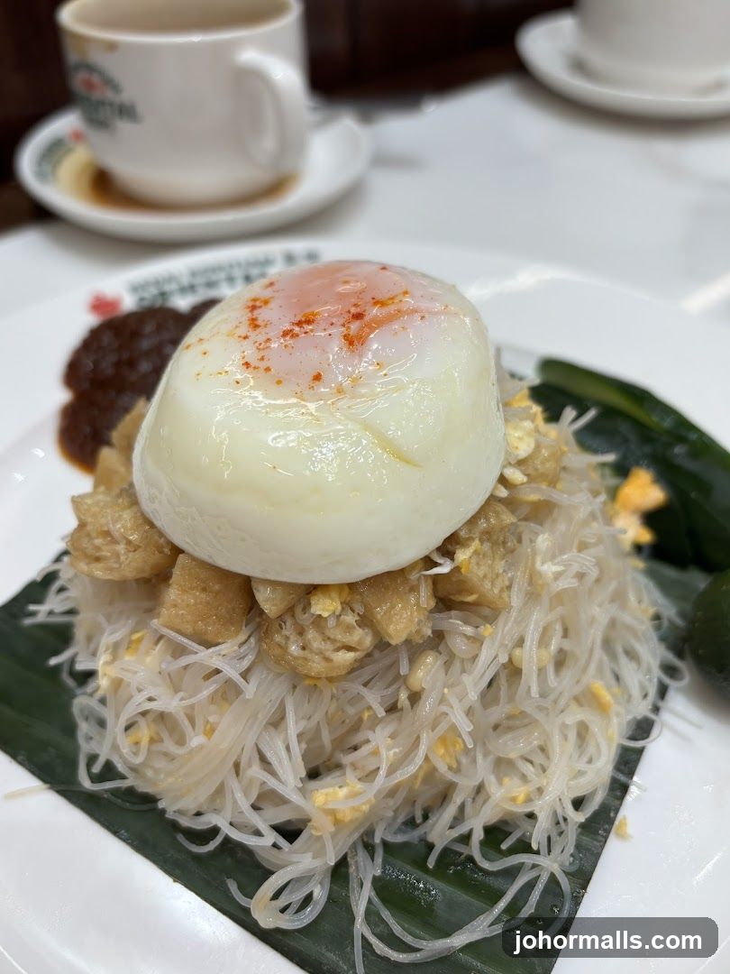 Noodles with Egg and Chili Paste
