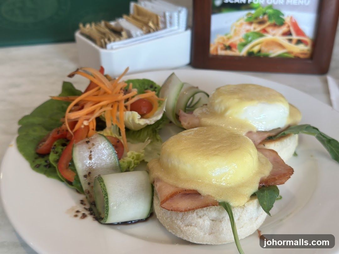 Eggs Benedict with Side Salad
