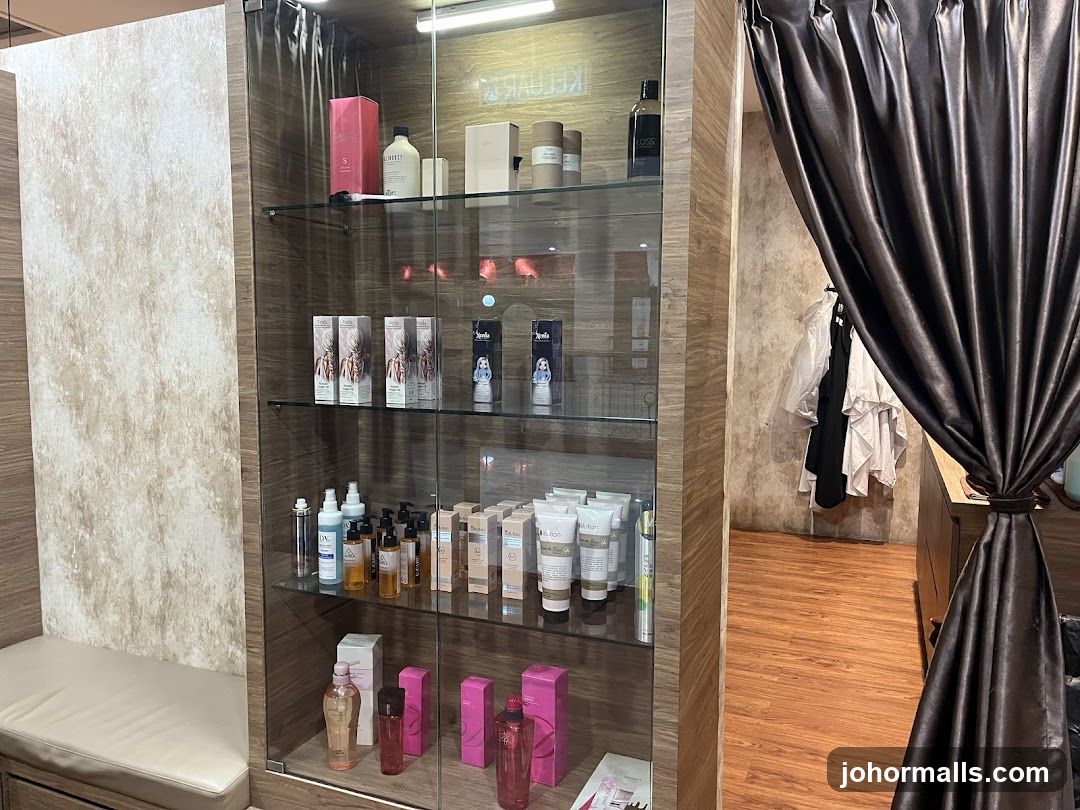 Display cabinet with beauty products