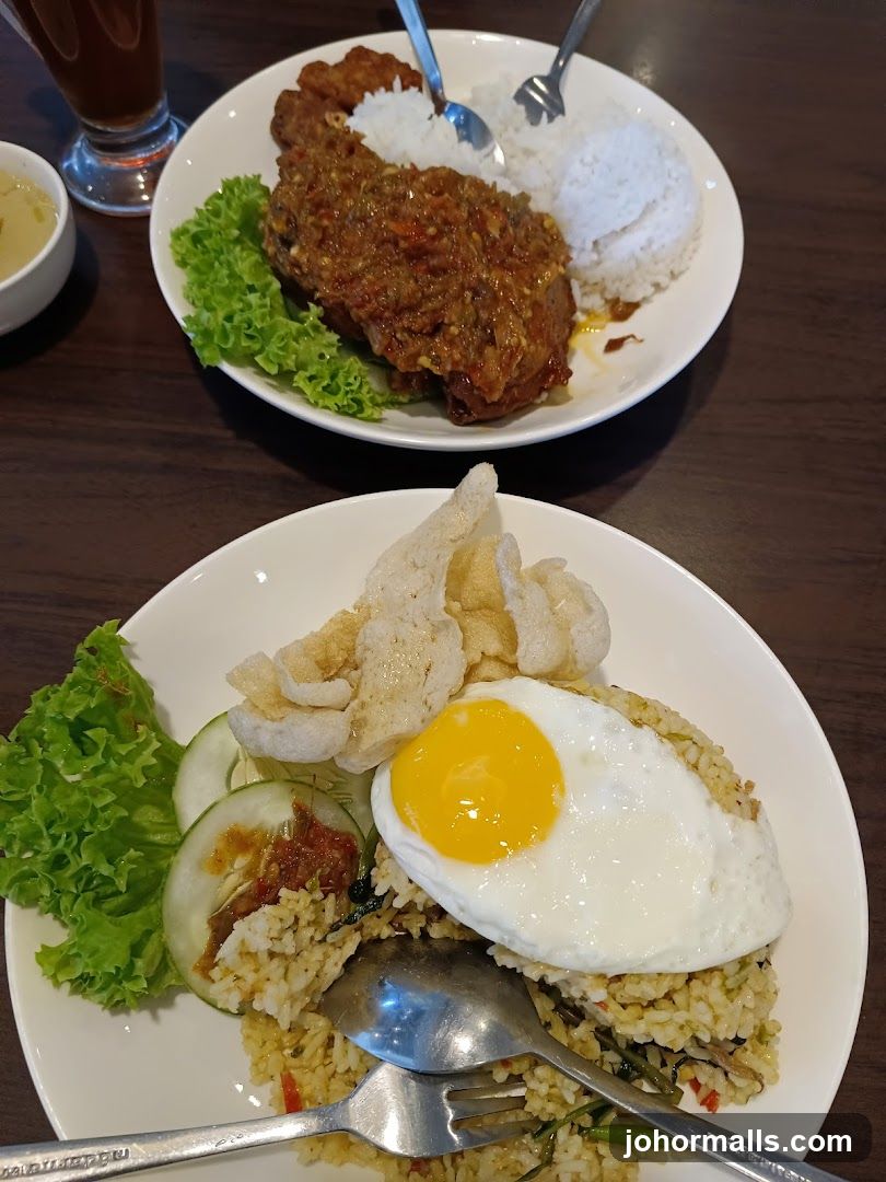 Fried Rice and Chicken Dish