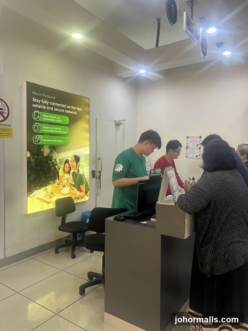 Maxis Postpaid Store