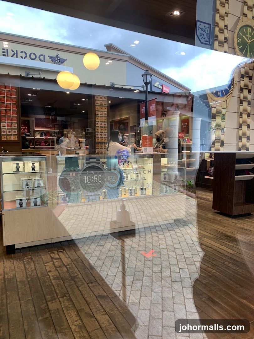 Storefront Reflection