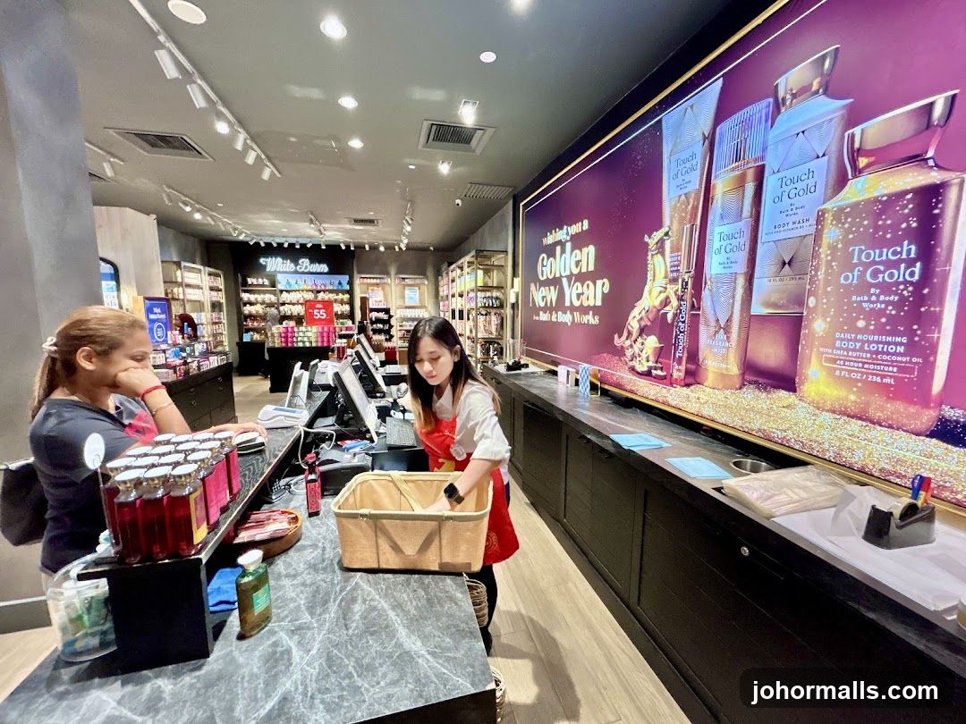 Bath & Body Works Store
