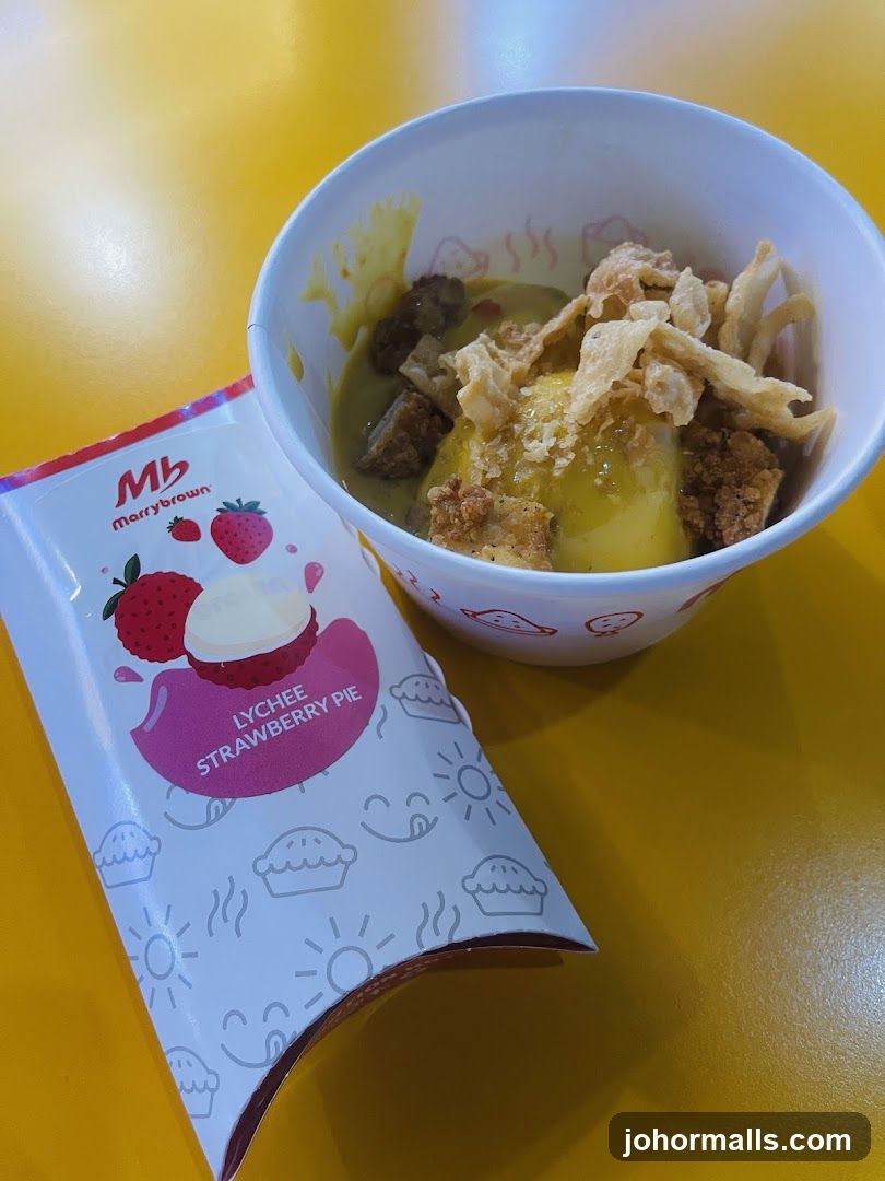 Lychee Strawberry Pie Packaging and Dessert