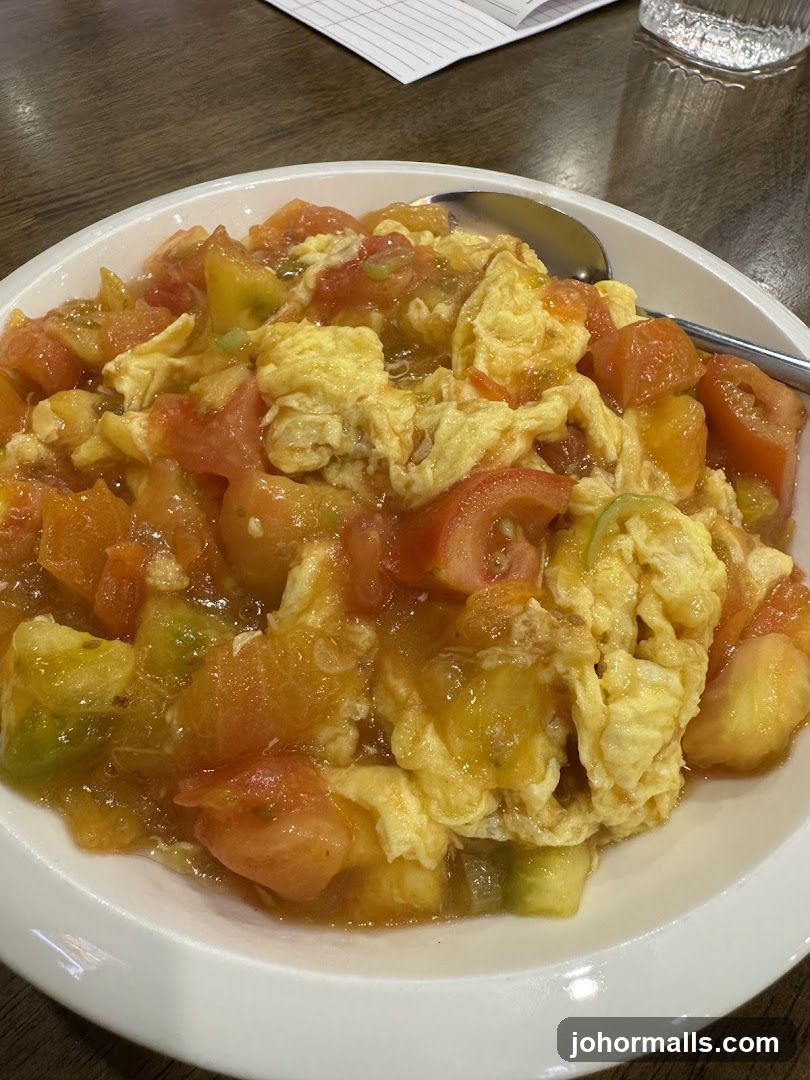 Scrambled Eggs with Tomatoes