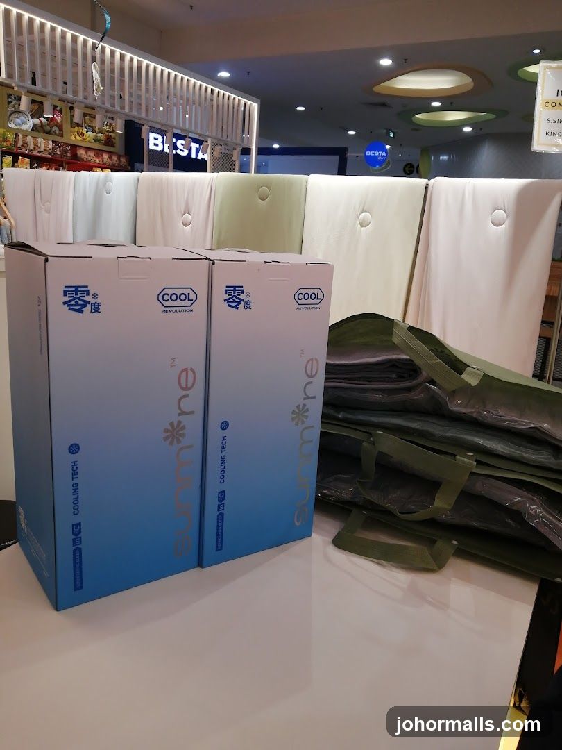Product Boxes and Bedding
