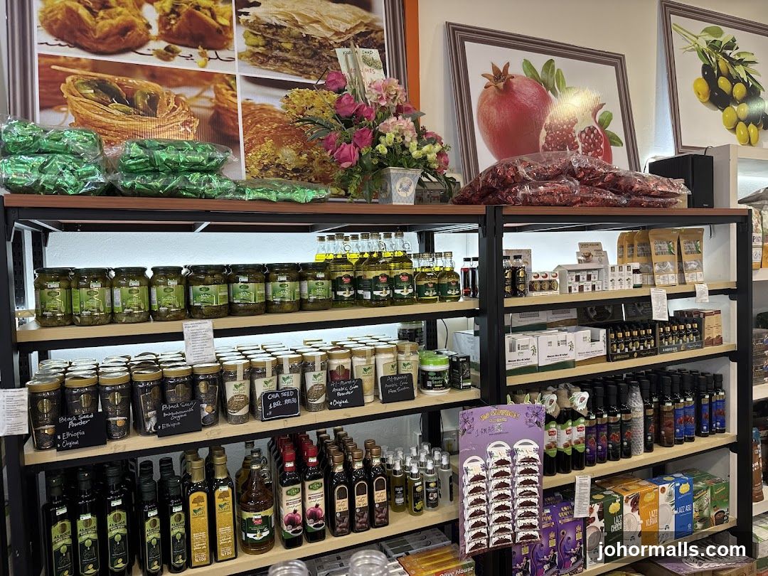 Food Products on Shelves
