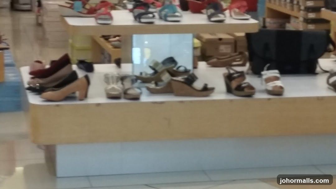 Shoe Display