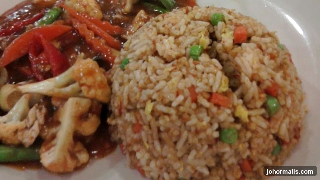 Fried Rice with Stir-Fried Vegetables