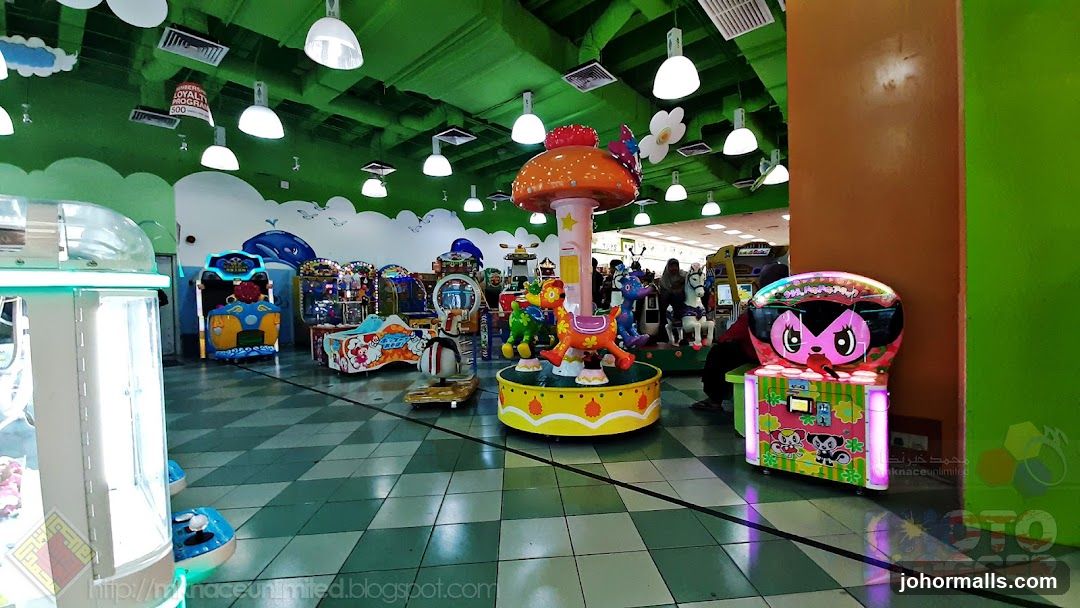 Molly Fantasy • ÆON Mall Bukit Indah