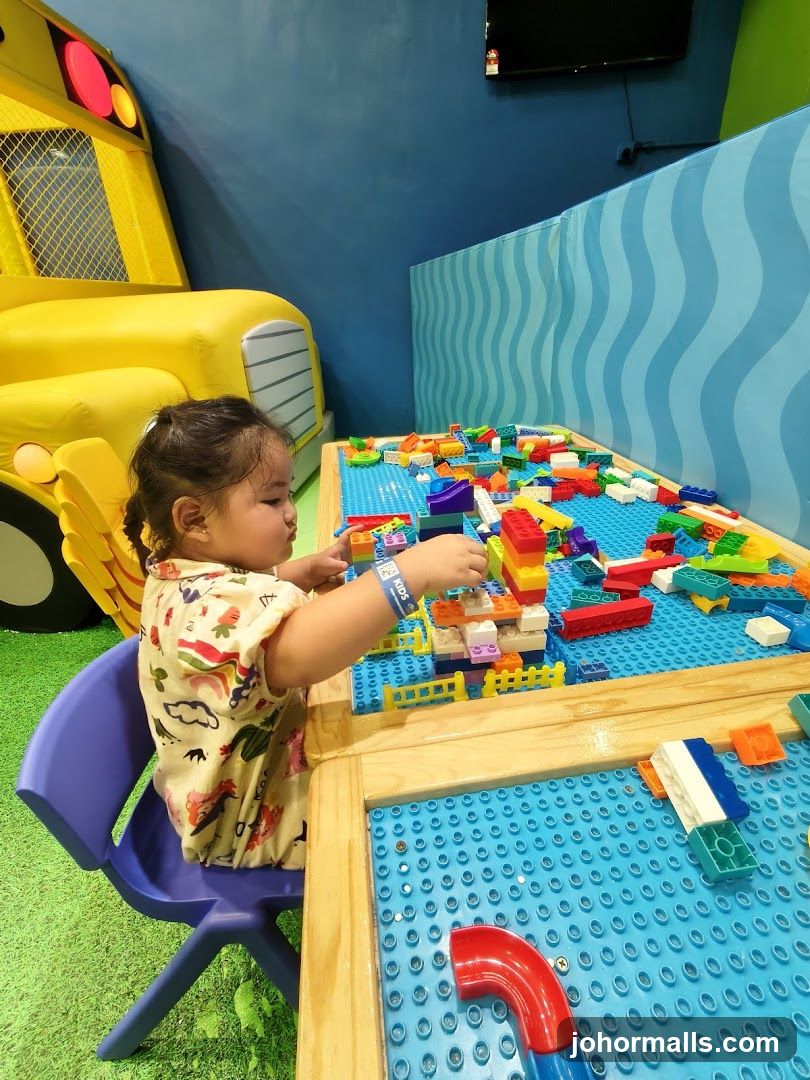 Cocomelon Playground by Toy World