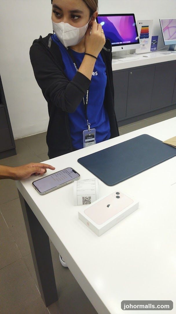 Apple Store Transaction