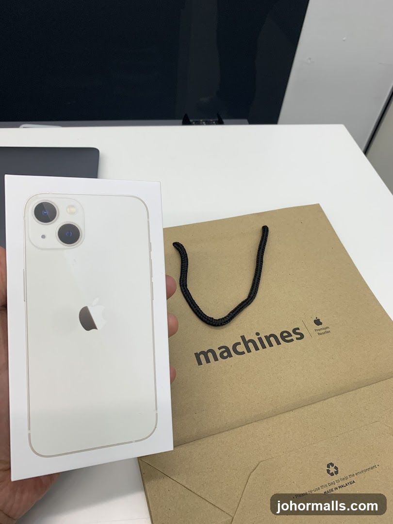iPhone Box and Shopping Bag