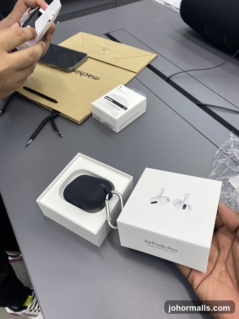 AirPods Pro unboxing