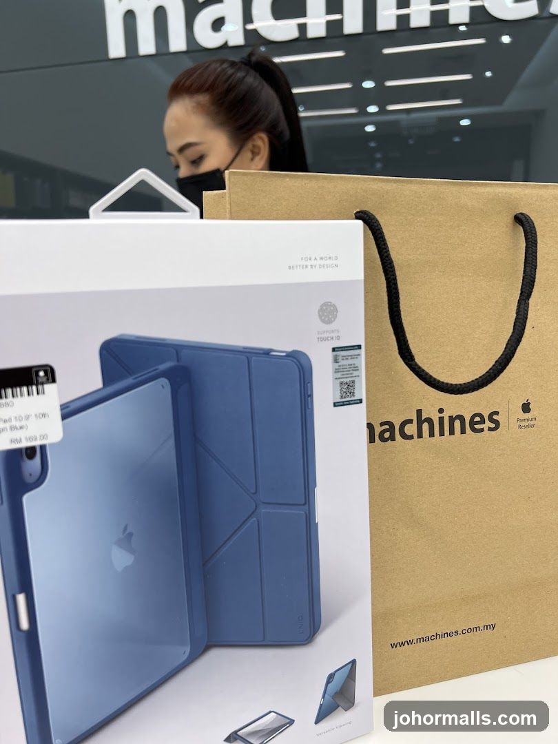 iPad Case and Shopping Bag