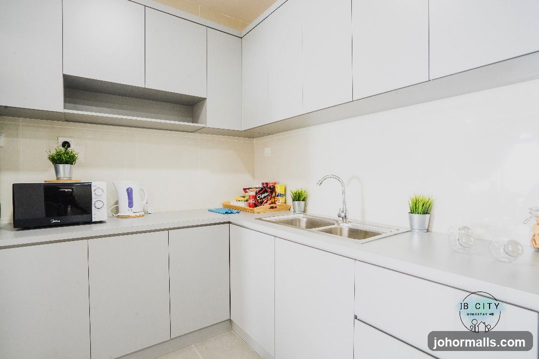 Modern Kitchenette