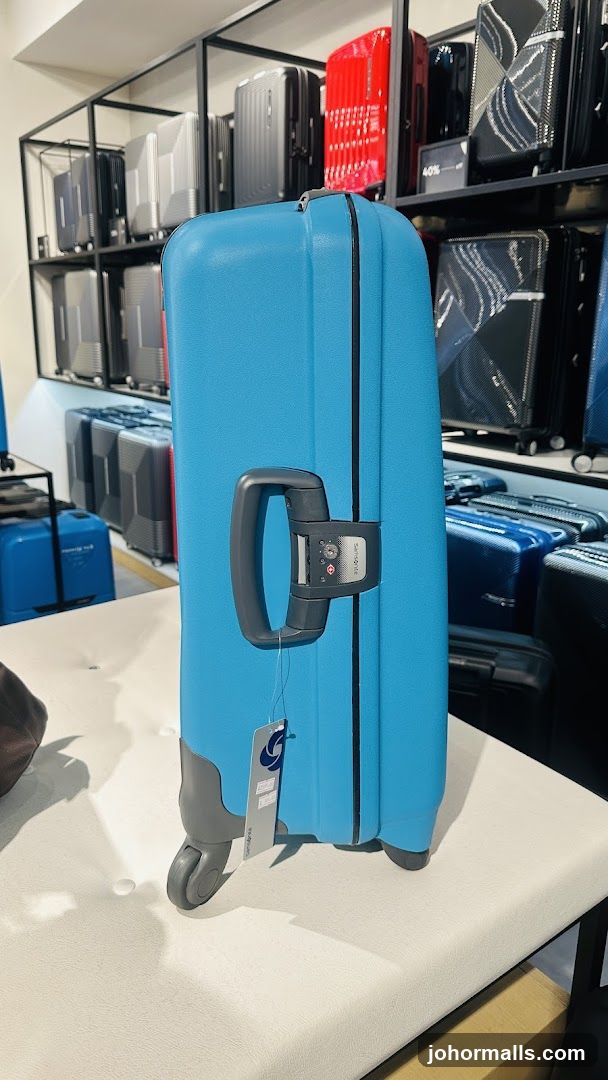 Samsonite Luggage Display