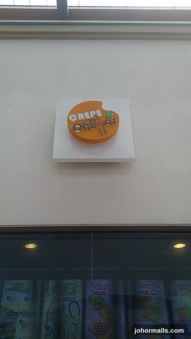 Crepe 'n' Churros Sign and Menu Displays