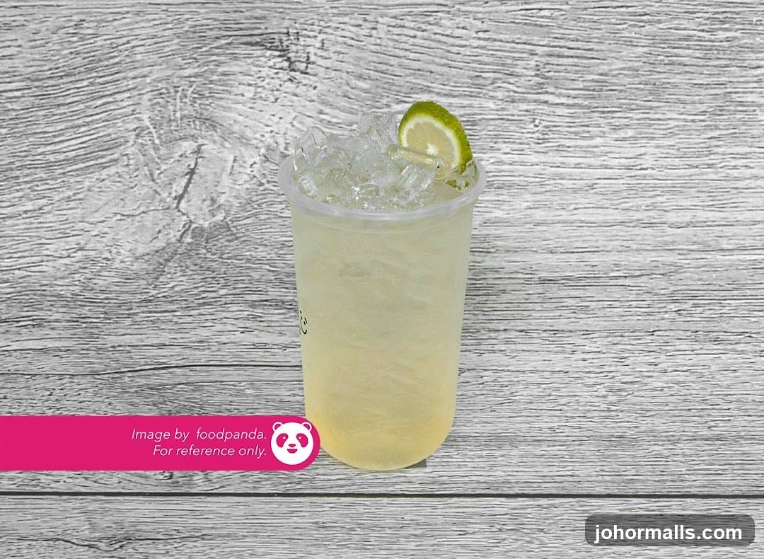 Lemonade with Ice and Lime