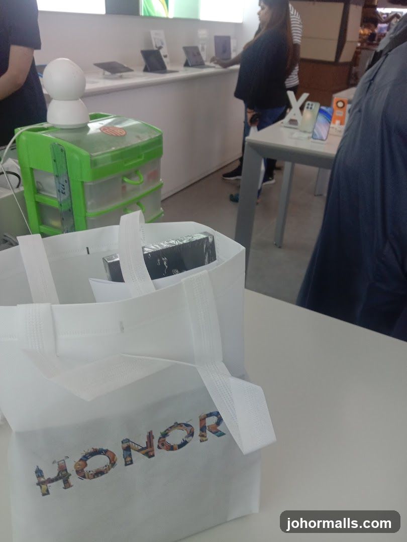 Honor branded shopping bag
