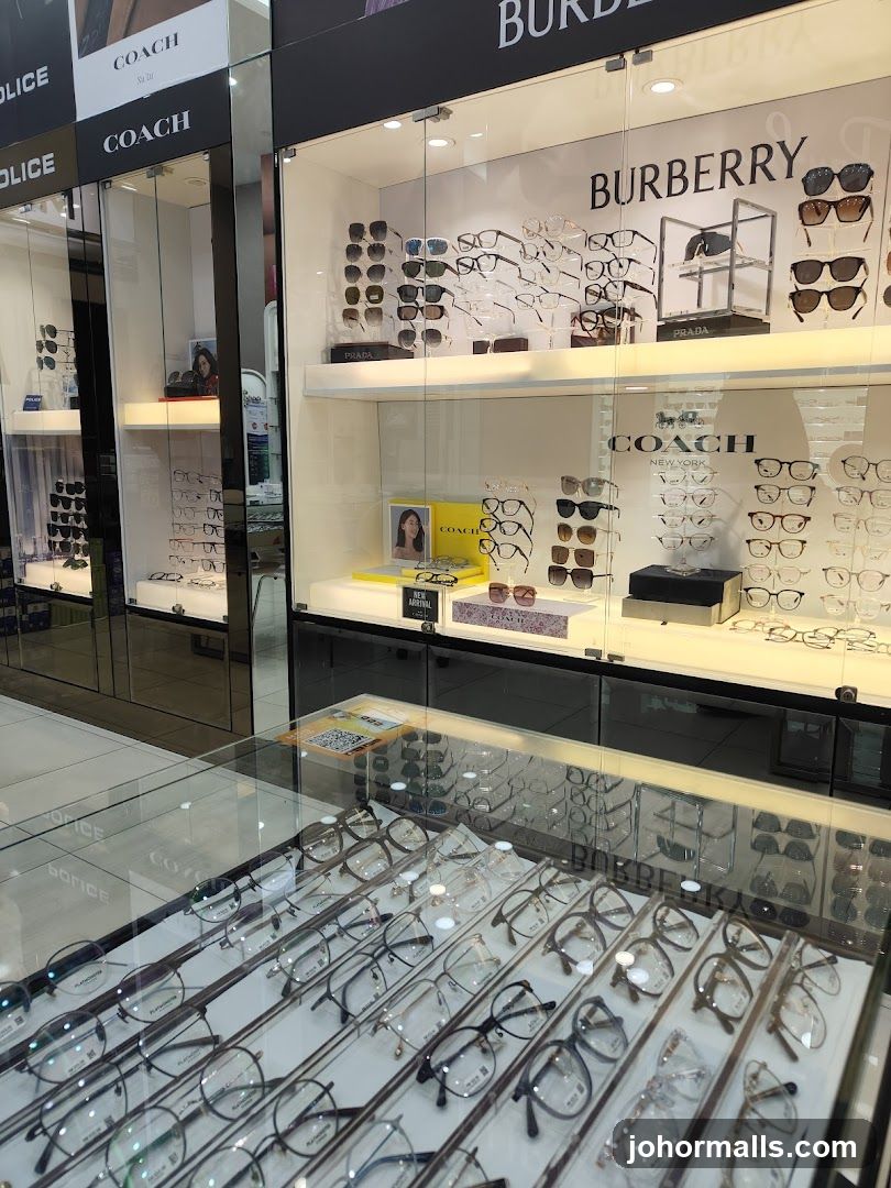 Eyewear Display