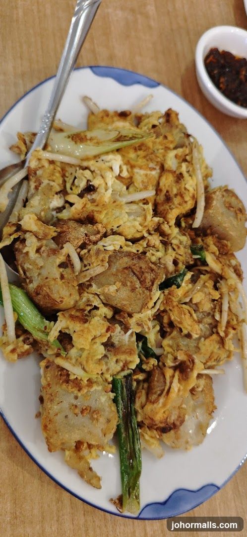 Fried Turnip Cake with Egg and Scallions