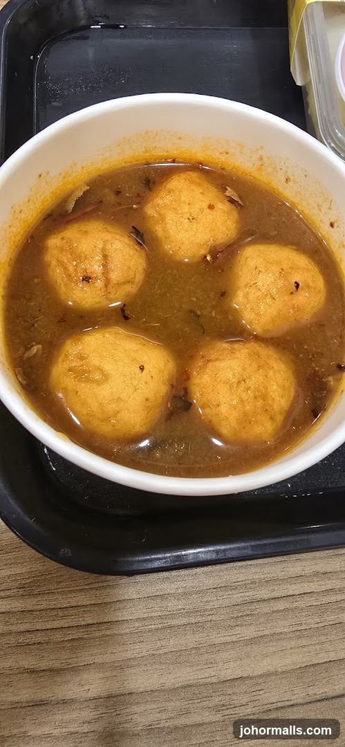 Bowl of Fish Balls in Broth