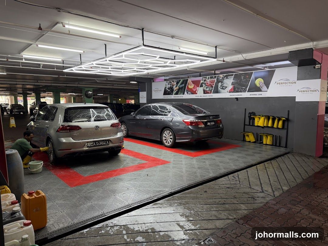 Car Wash Bay