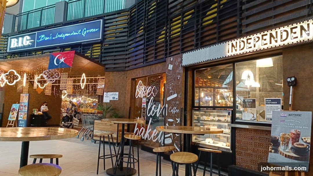 Independent Grocer and Bakery