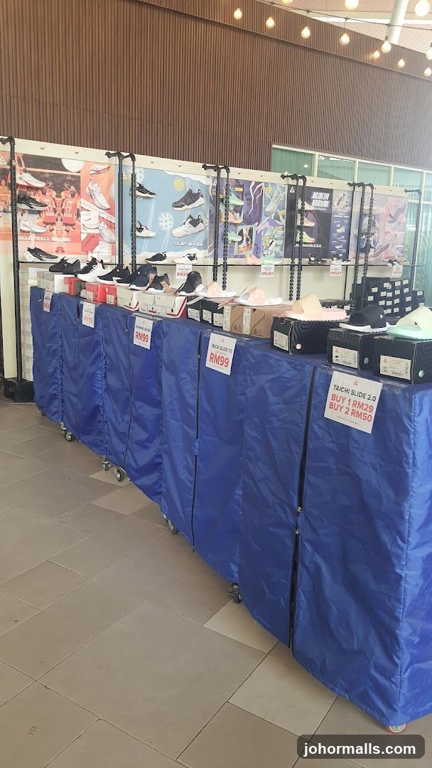 Shoe Display