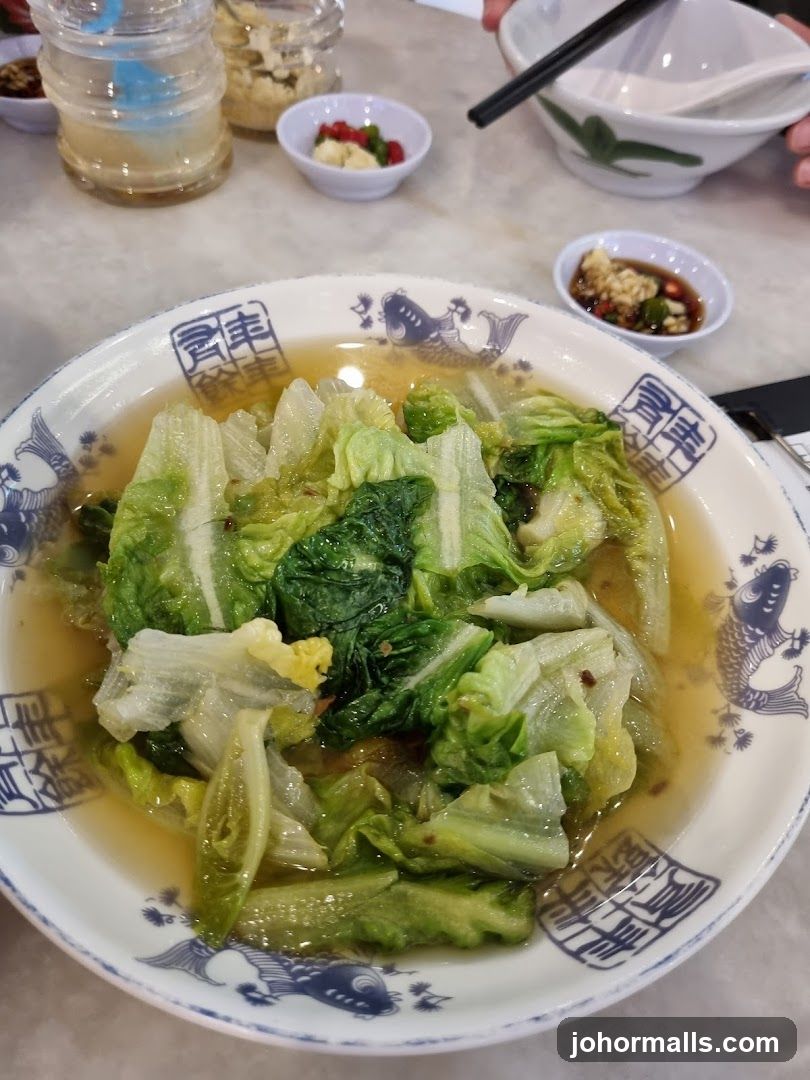 Stir-fried Lettuce with Garlic
