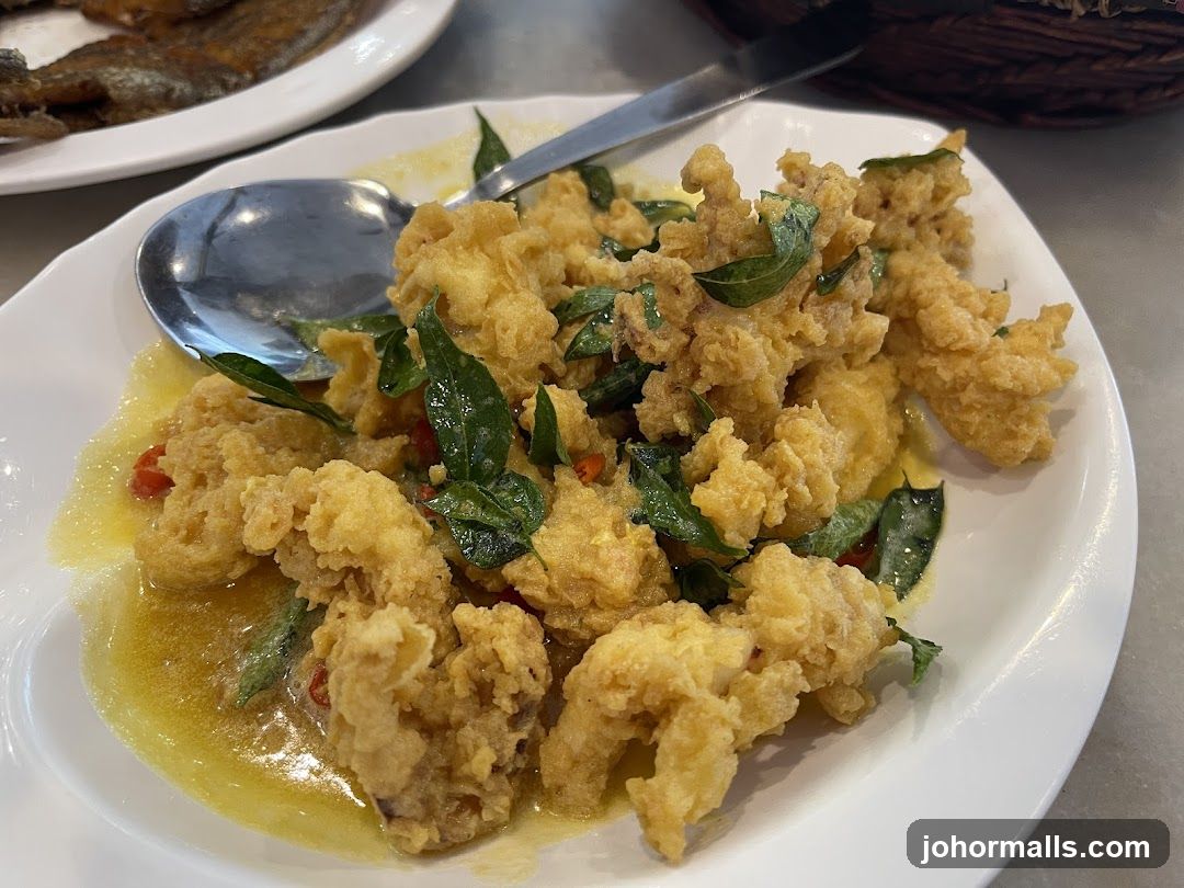 Salted Egg Calamari