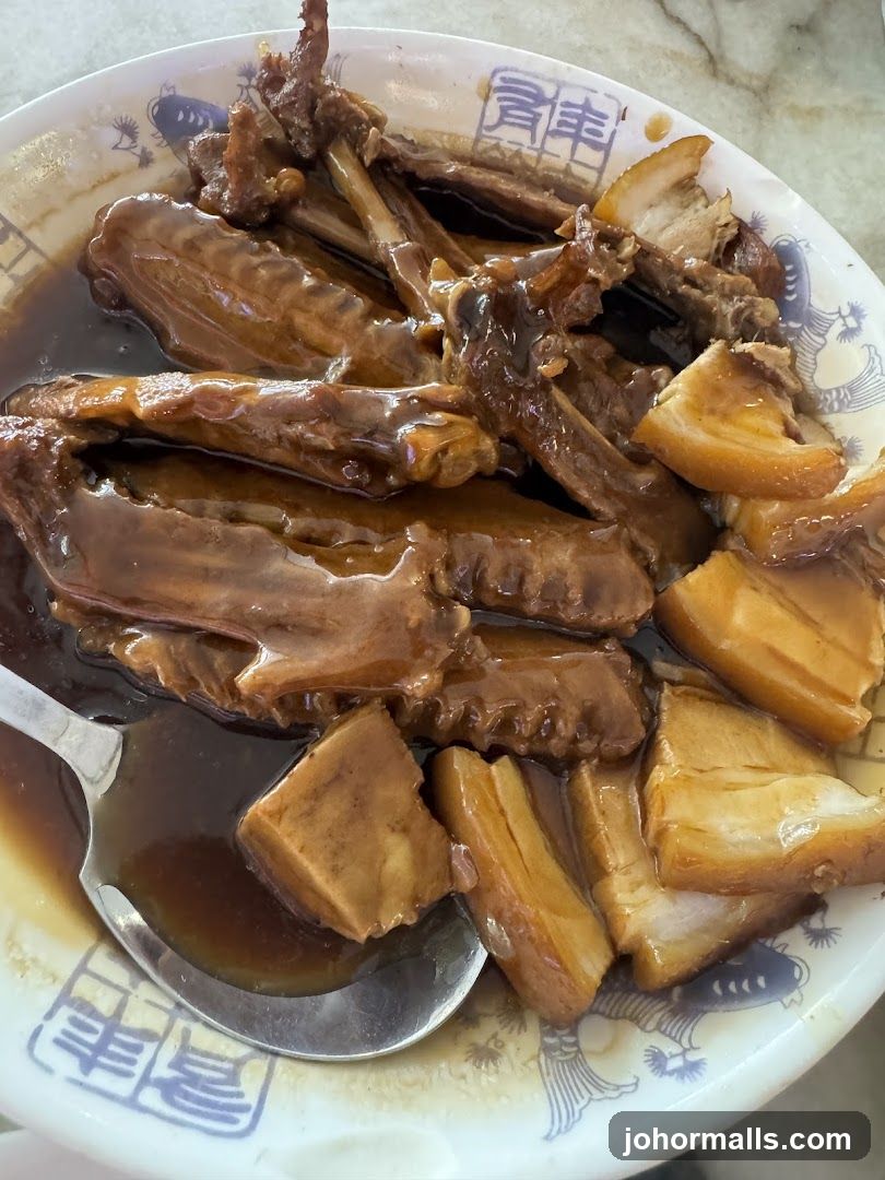Braised Duck Wings and Pork Belly