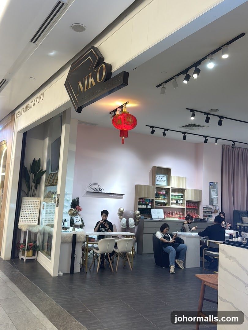 Niko Hair Head Spa Nail