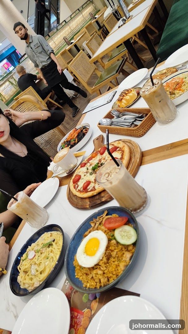 Restaurant Dining