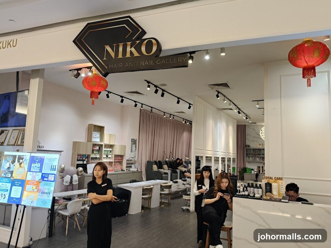 Niko Hair Head Spa Nail