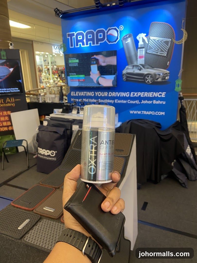 TRAPO Car Accessories Display