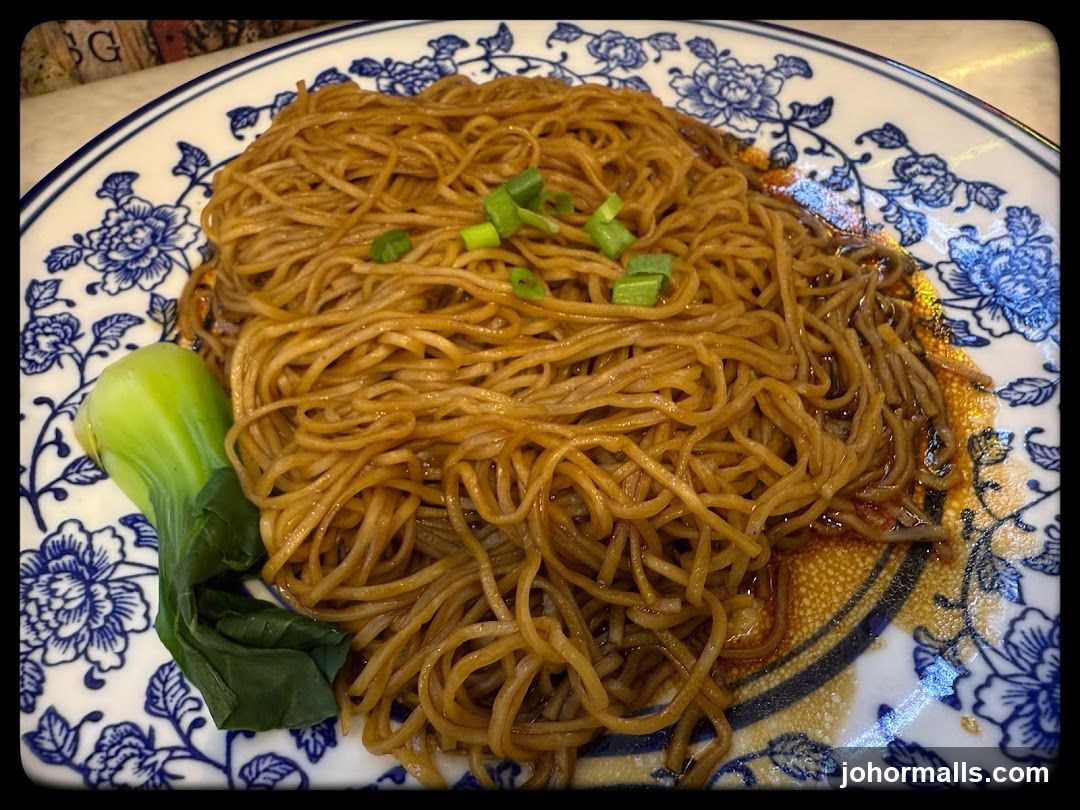 Noodles with Bok Choy