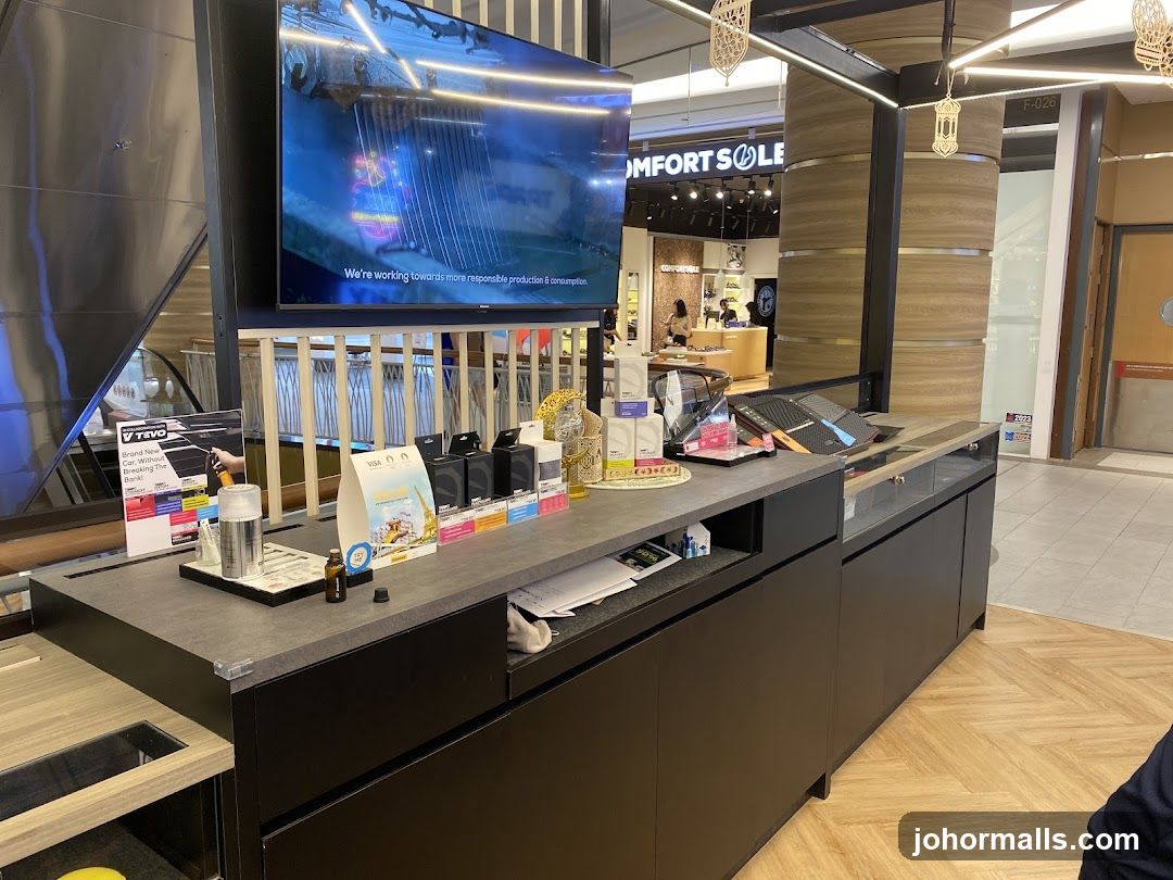 Retail Display Counter