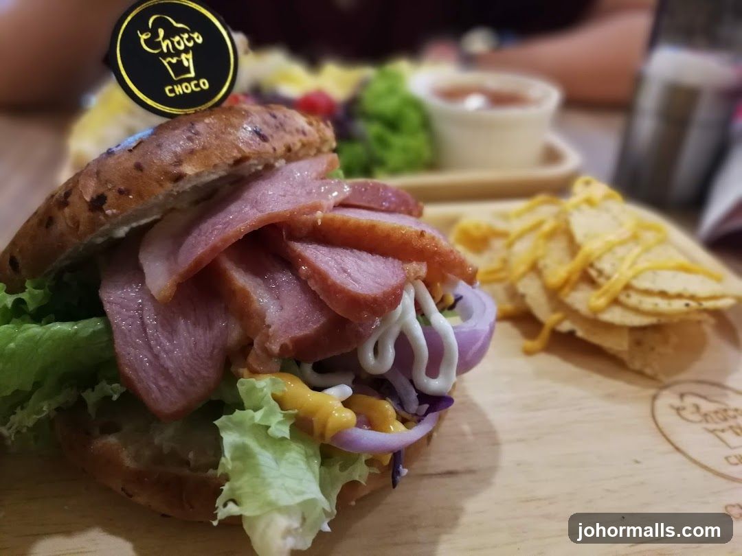 Sandwich with Chips