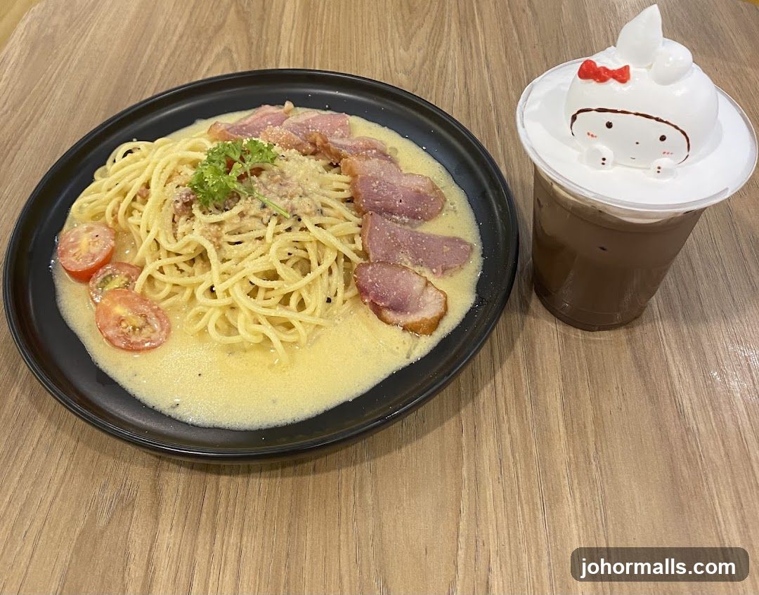 Spaghetti Carbonara and a Cute Drink