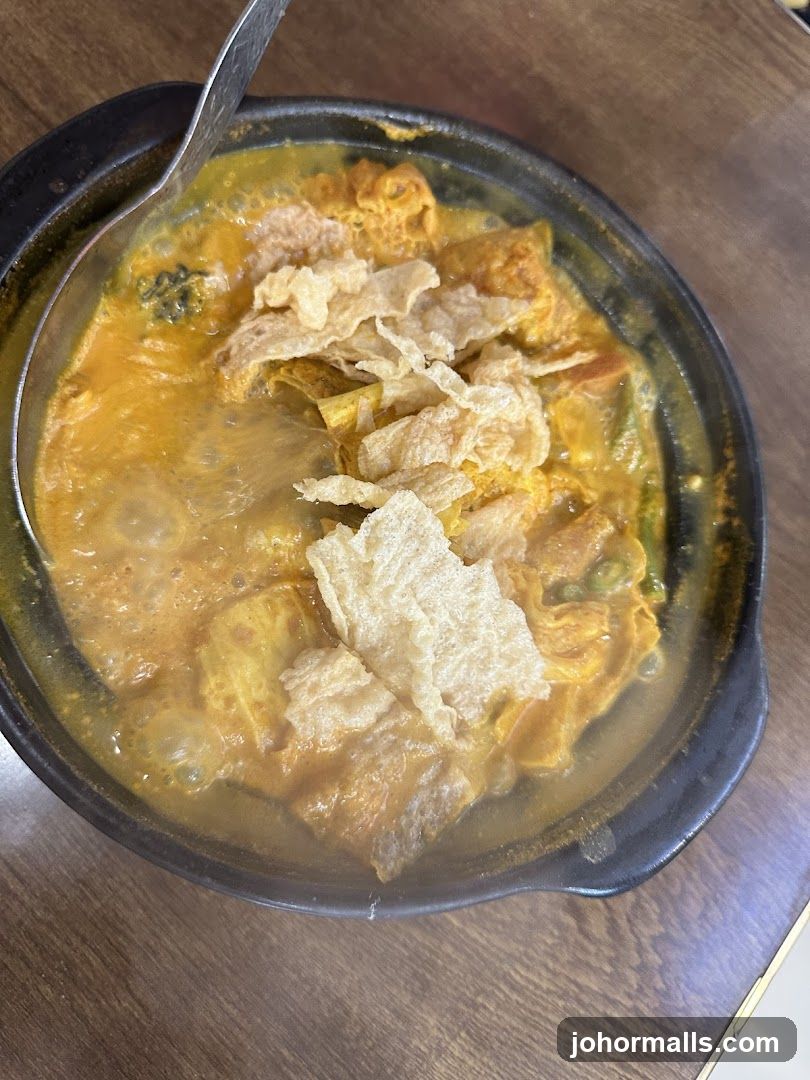 Curry Dish with Crispy Toppings