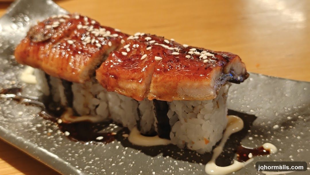 Unagi Sushi Roll