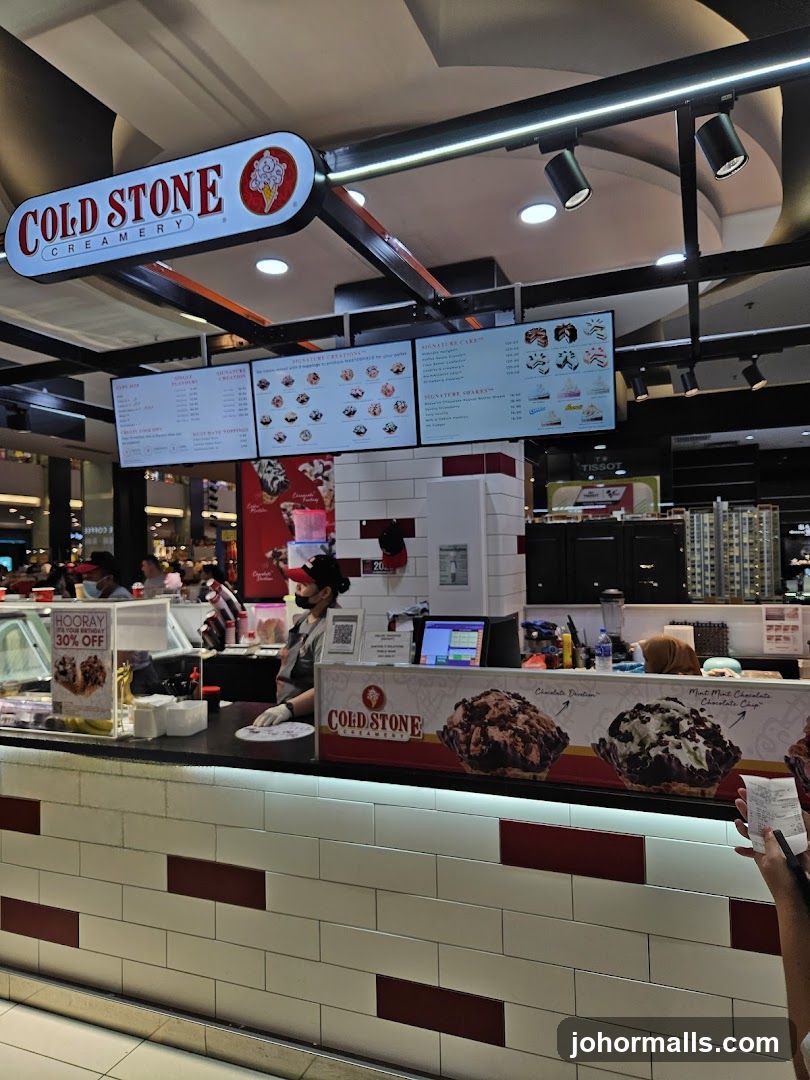 Cold Stone Creamery Counter