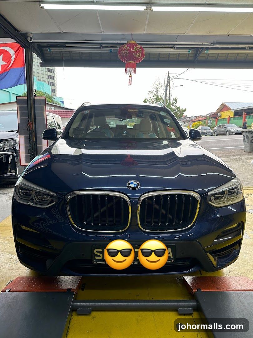 Car Service Bay