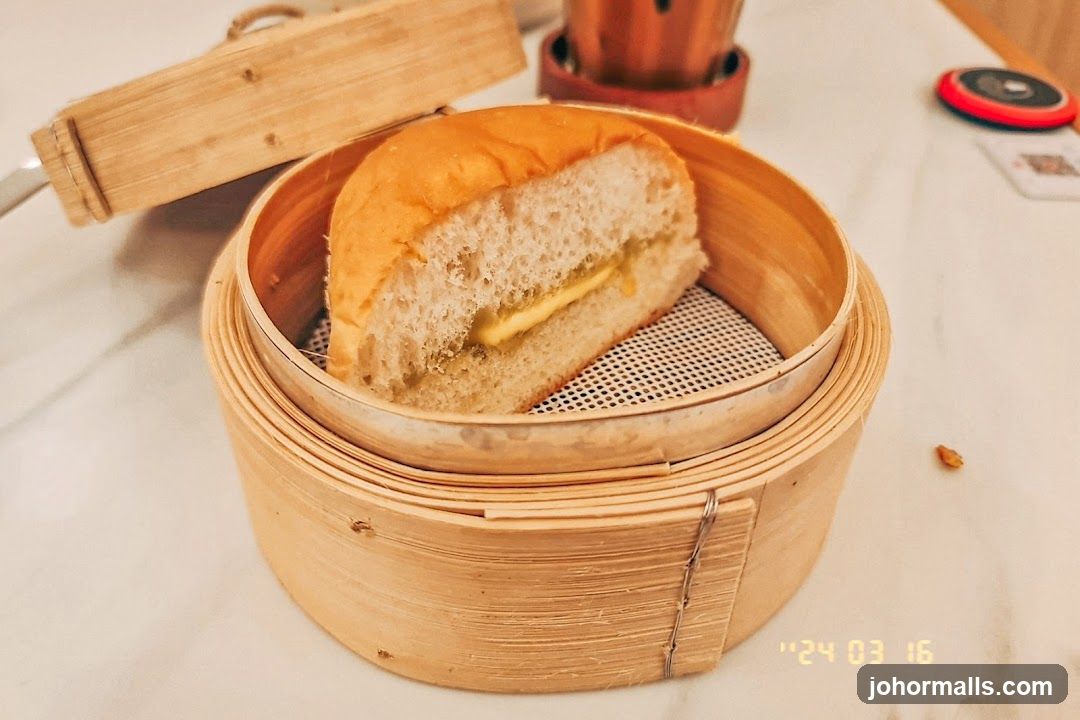 Steamed Bun with Butter