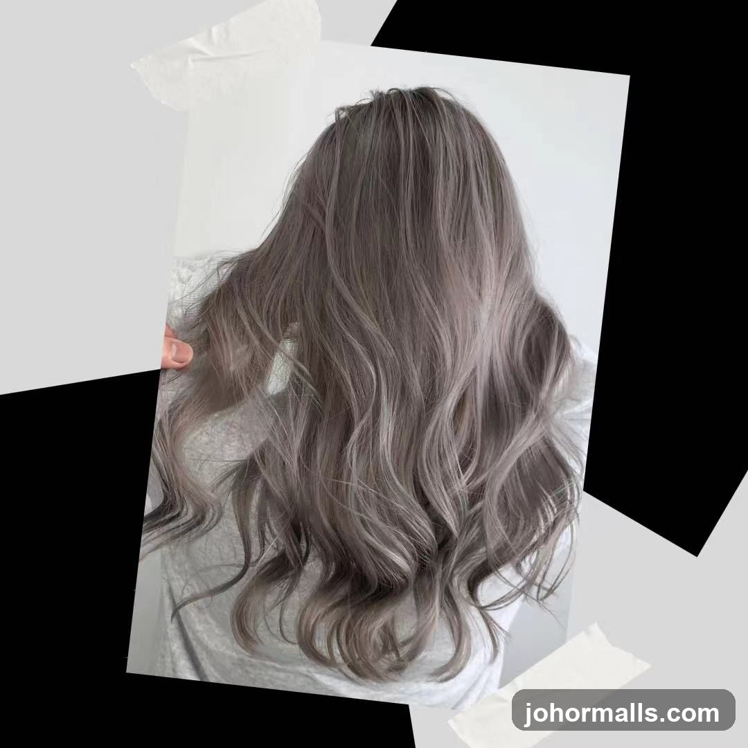 Wavy Ash-Blonde Hair