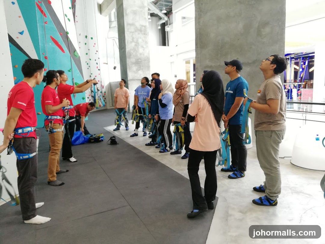 Climbing Instruction Session