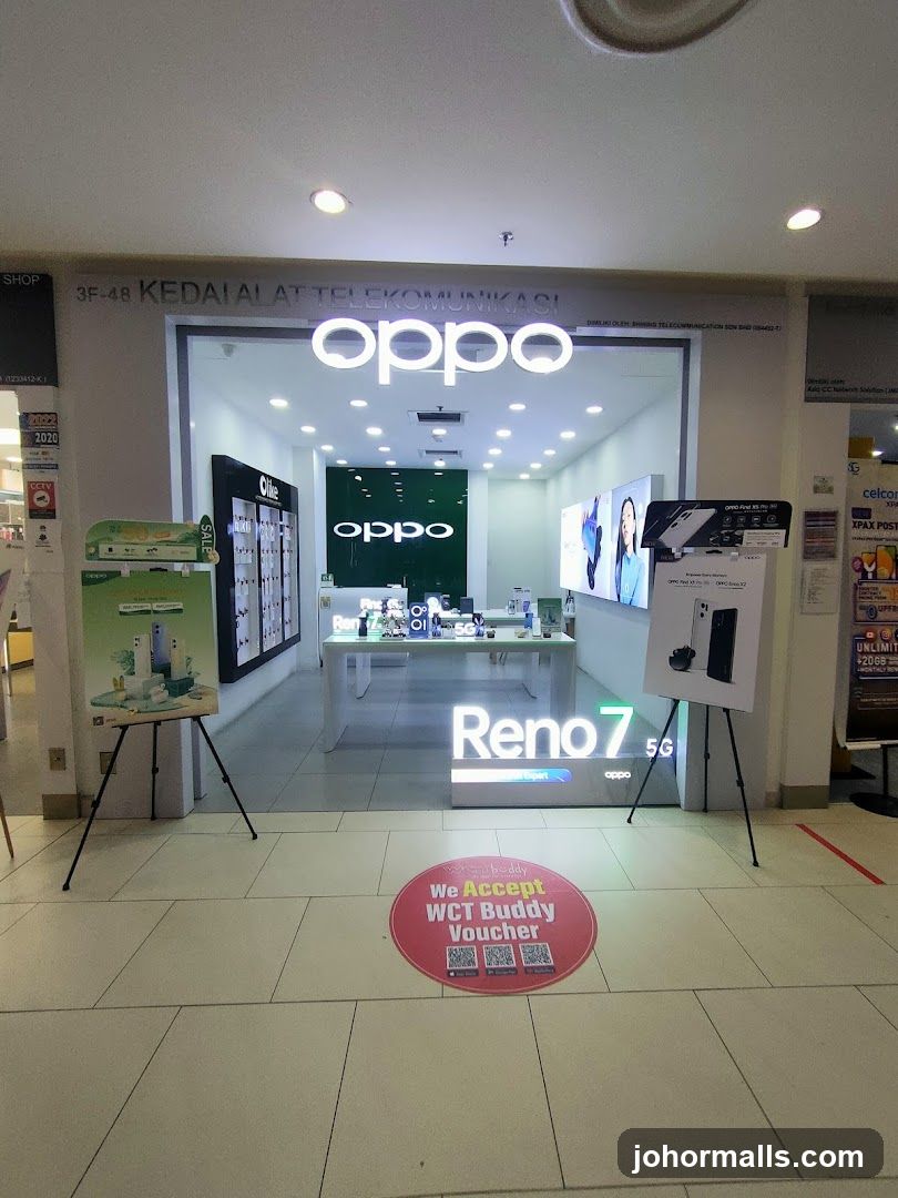 OPPO Store Entrance